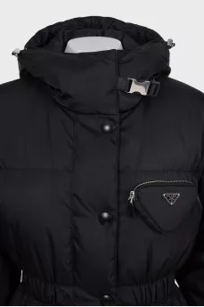 Черный приталенный пуховик Re-Nylon