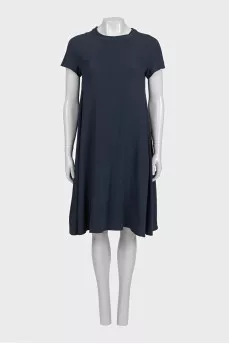 Fitted blue dress with a zipper