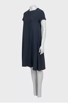 Fitted blue dress with a zipper