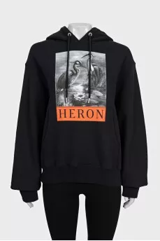 Черное худи oversize кроя с принтом