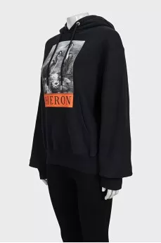 Черное худи oversize кроя с принтом