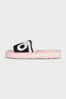 Pink printed flip-flops
