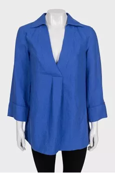 Long V-neck shirt