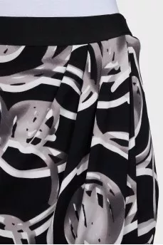 Black and white pencil skirt