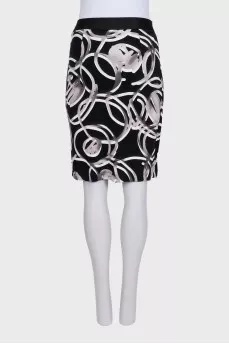 Black and white pencil skirt