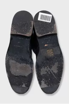 Сапоги из кожи декорированные золотистыми деталями