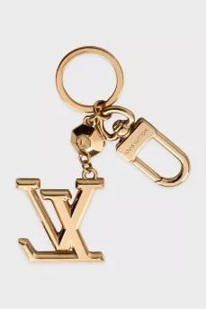 Gold-colored keychain for a bag