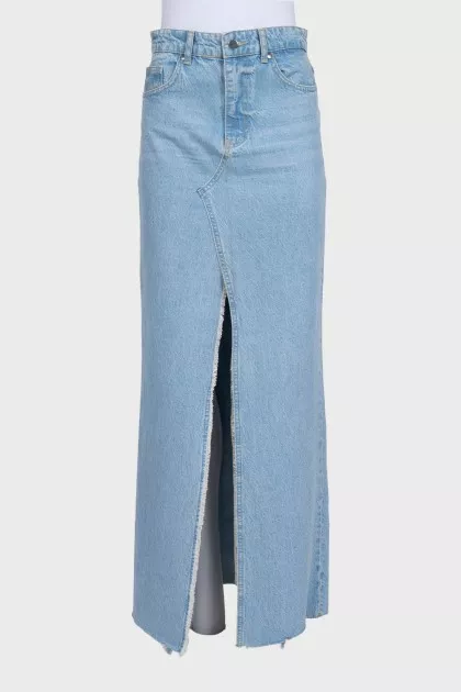 Straight-cut denim skirt with slits