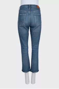 Cropped flared jeans with a mid-rise