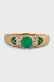 Gold ring with diamonds and emerald