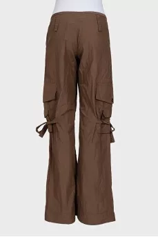 Wide-leg brown cargo pants
