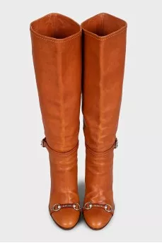brown leather boots with buckles
