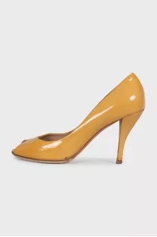 Yellow patent leather high heels