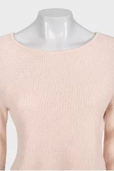 Wool and cashmere jumper with an asymmetrical hem