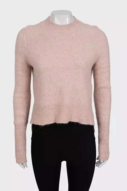 Pink sweater with a straight cut