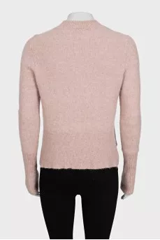 Pink sweater with a straight cut
