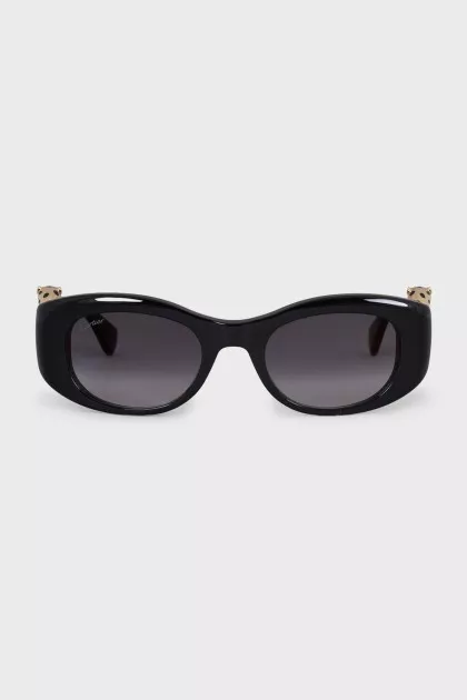 Black sunglasses with volumetric decoration on the temples