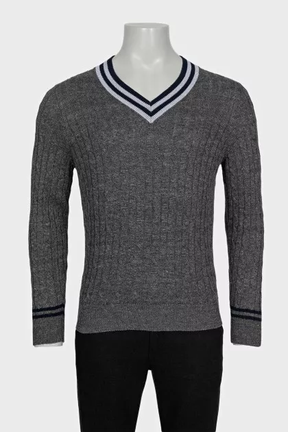 Men's pullover with a voluminous pattern