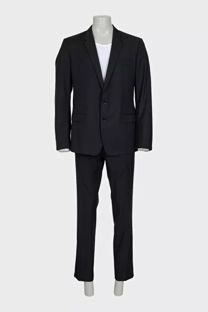 Men's wool suit with straight trousers