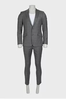 Men's gray single-breasted suit