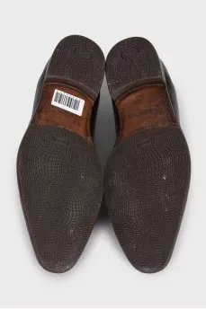 Men's leather lace-up shoes with perforations