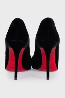 Velvet shoes with decorated toes