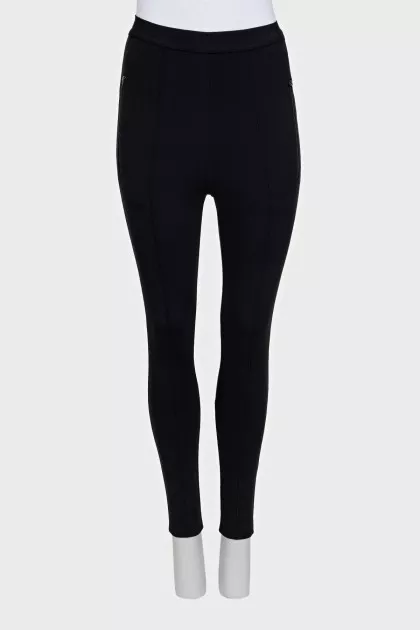 Leggings with zippered pockets