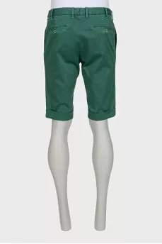 Men's green straight-leg shorts