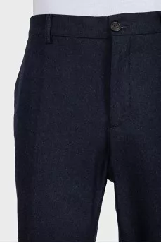 Men's wool trousers with a straight fit tag