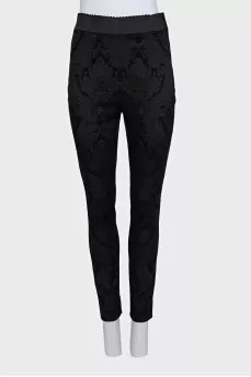 Tapered trousers with a pattern and tag