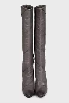Gray leather boots without fastening