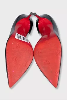 Iriza pumps