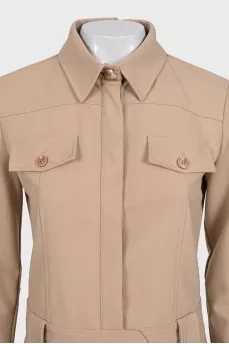 Beige dress with patch pockets and a belt