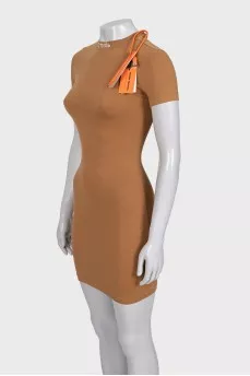 Brown bodycon dress with tag