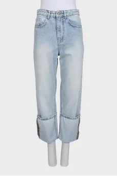 Straight-leg jeans with rolled hem