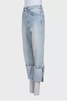 Straight-leg jeans with rolled hem