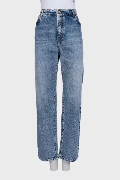 Wide-leg straight-leg jeans with distressing