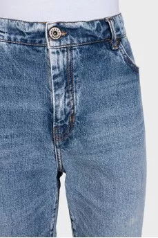Wide-leg straight-leg jeans with distressing