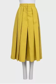 Long, pleated shorts skirt