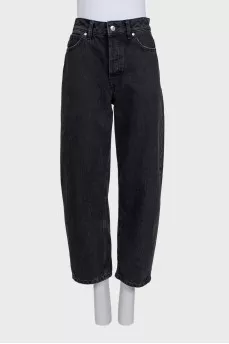 Black banana jeans