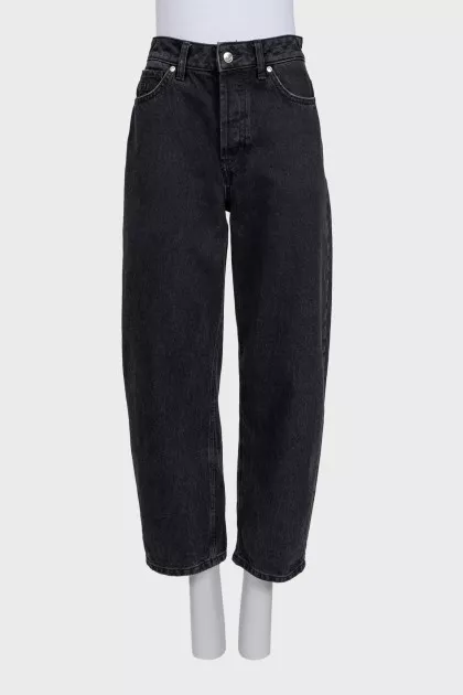 Black banana jeans