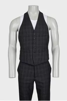 Men's three-piece suit in a checkered print