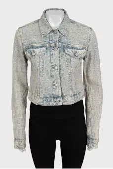 Blue denim jacket with pockets