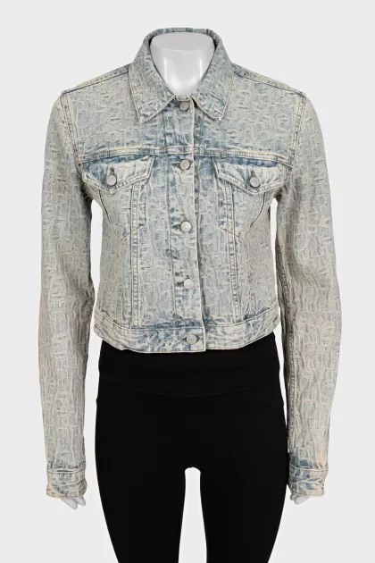 Blue denim jacket with pockets