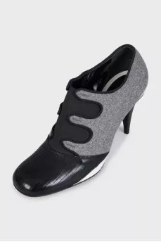 Ankle boots made of textile and leather
