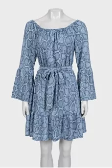 Light blue fitted dress with print