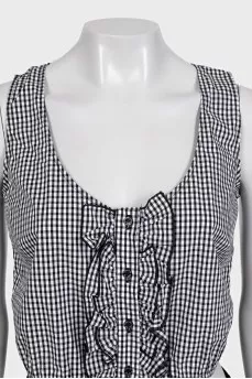 Crop top in plaid print with tag