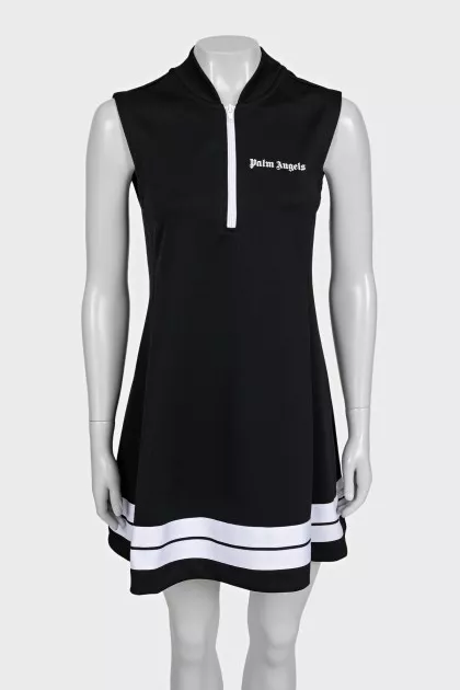 Black sleeveless dress with tag