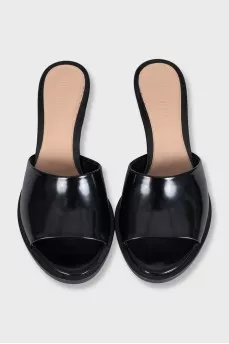 Smooth leather mules with heels