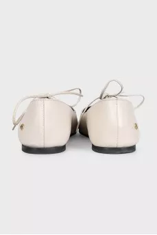 Leather ballet flats with laces